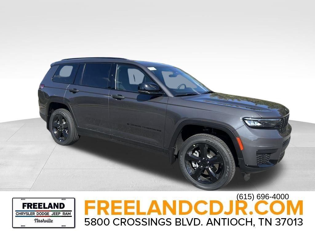 2025 Jeep Grand Cherokee L Altitude's photo