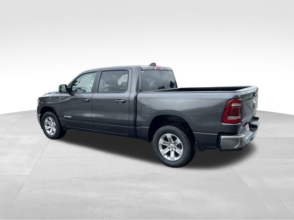 2024 Ram 1500 Laramie photo 4