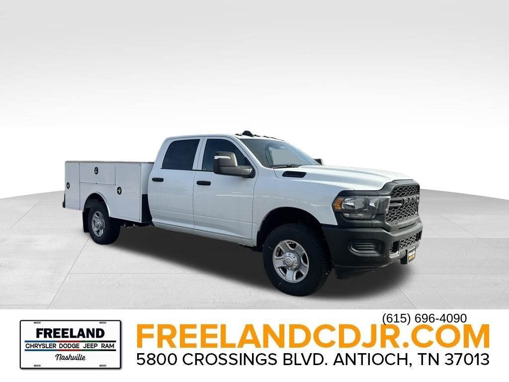 New 2024 Ram 3500 Chassis Cab 3500 TRADESMAN CREW CAB CHASSIS 4X4 60' CA Pickup