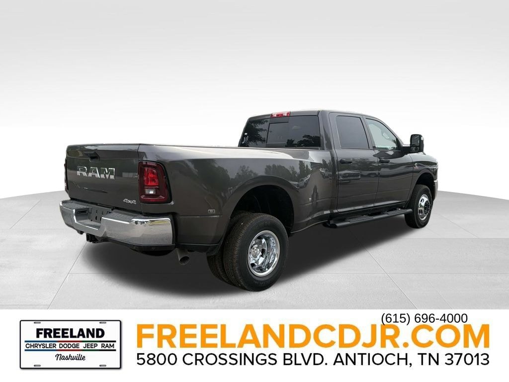 New 2026 Ram 3500 TRADESMAN CREW CAB 4X4 8' BOX Pickup