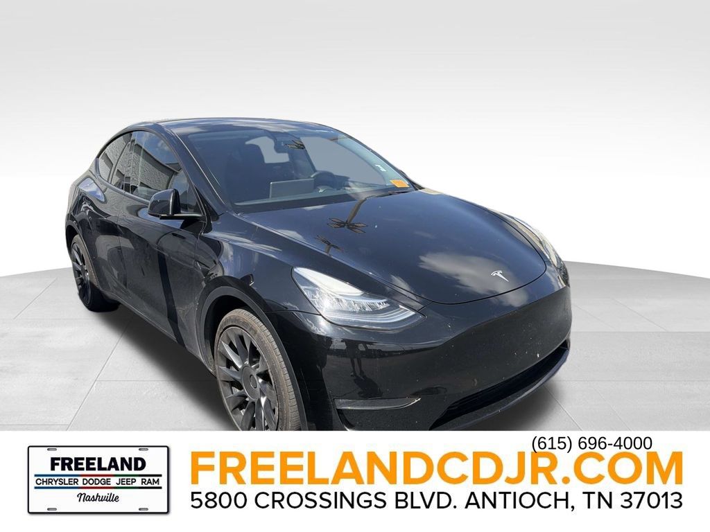 2023 Tesla Model Y Long Range Dual Motor All-Wheel Drive's photo