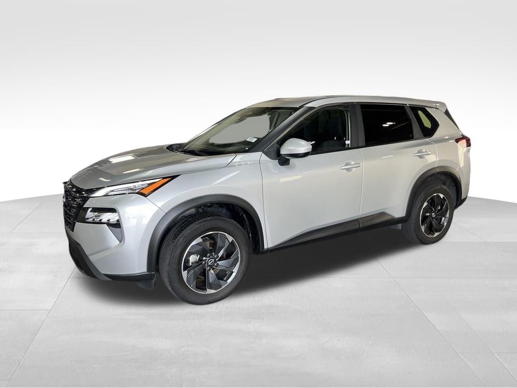 Used 2024 Nissan Rogue SV SUV