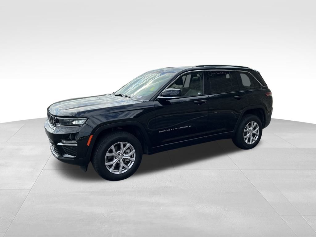2022 Jeep Grand Cherokee Limited photo 2