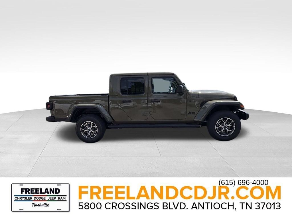 New 2026 Jeep Gladiator SPORT S 4X4 Pickup