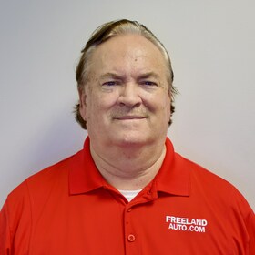 Staff member Benedict Auert from ID_6d4e46