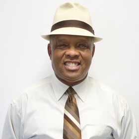 Staff member Staccato Lowe from ID_6d4e46