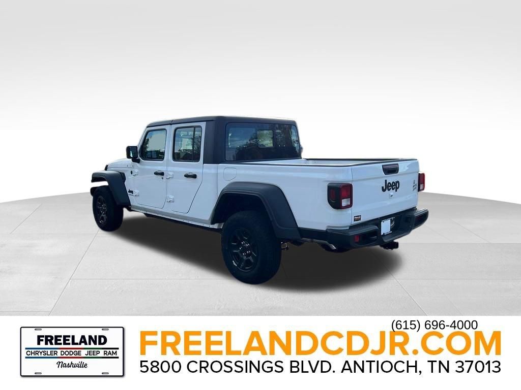 2024 Jeep Gladiator Sport photo 4