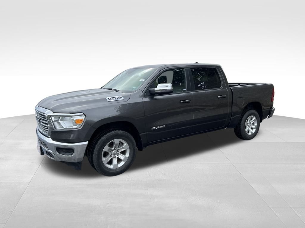 2024 Ram 1500 Laramie photo 3