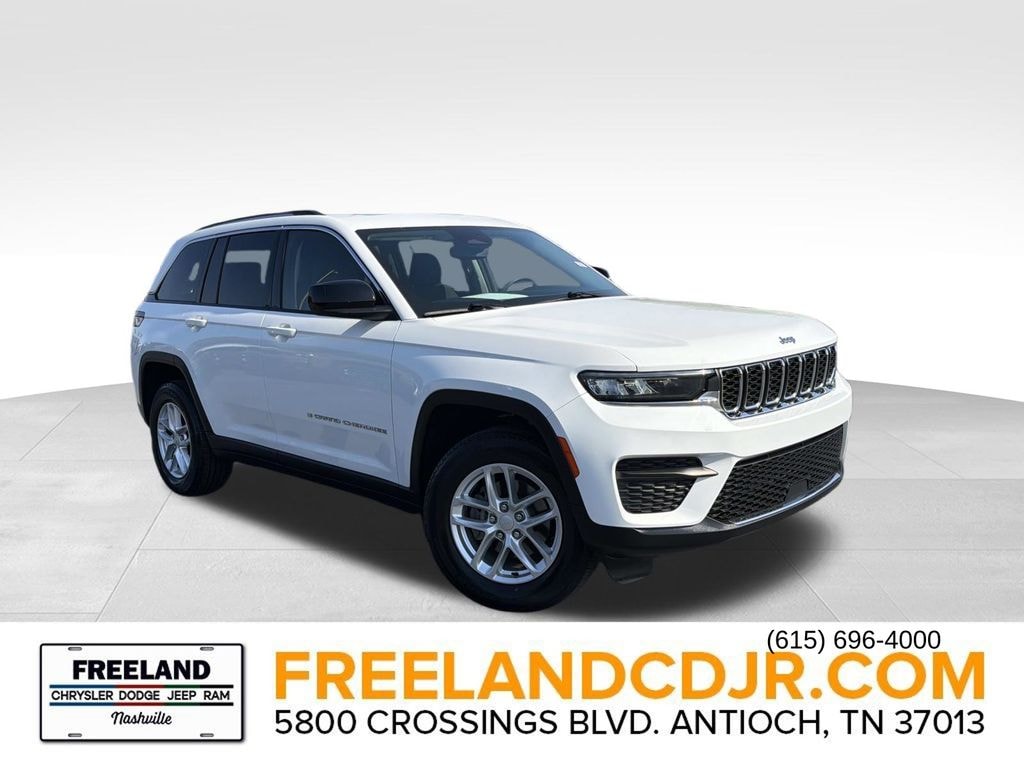 Used 2023 Jeep Grand Cherokee Laredo SUV