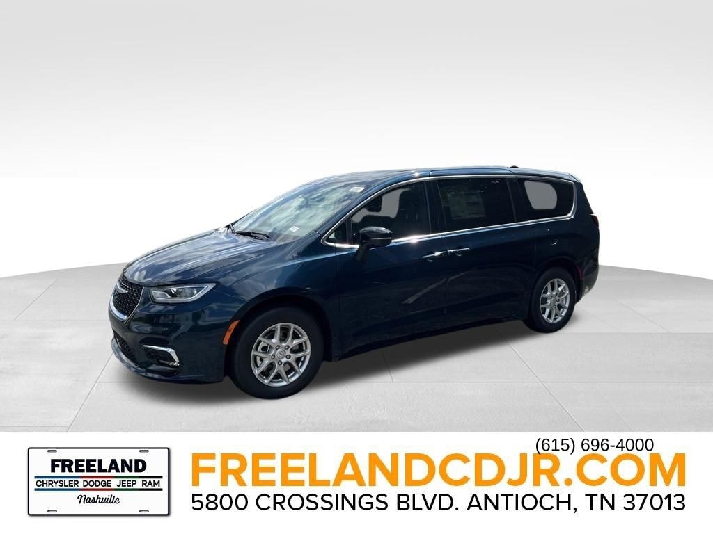 New 2025 Chrysler Pacifica SELECT Passenger Van