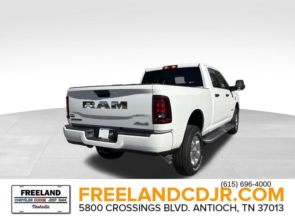 New 2025 Ram 2500 BIG HORN CREW CAB 4X4 6'4 BOX Pickup