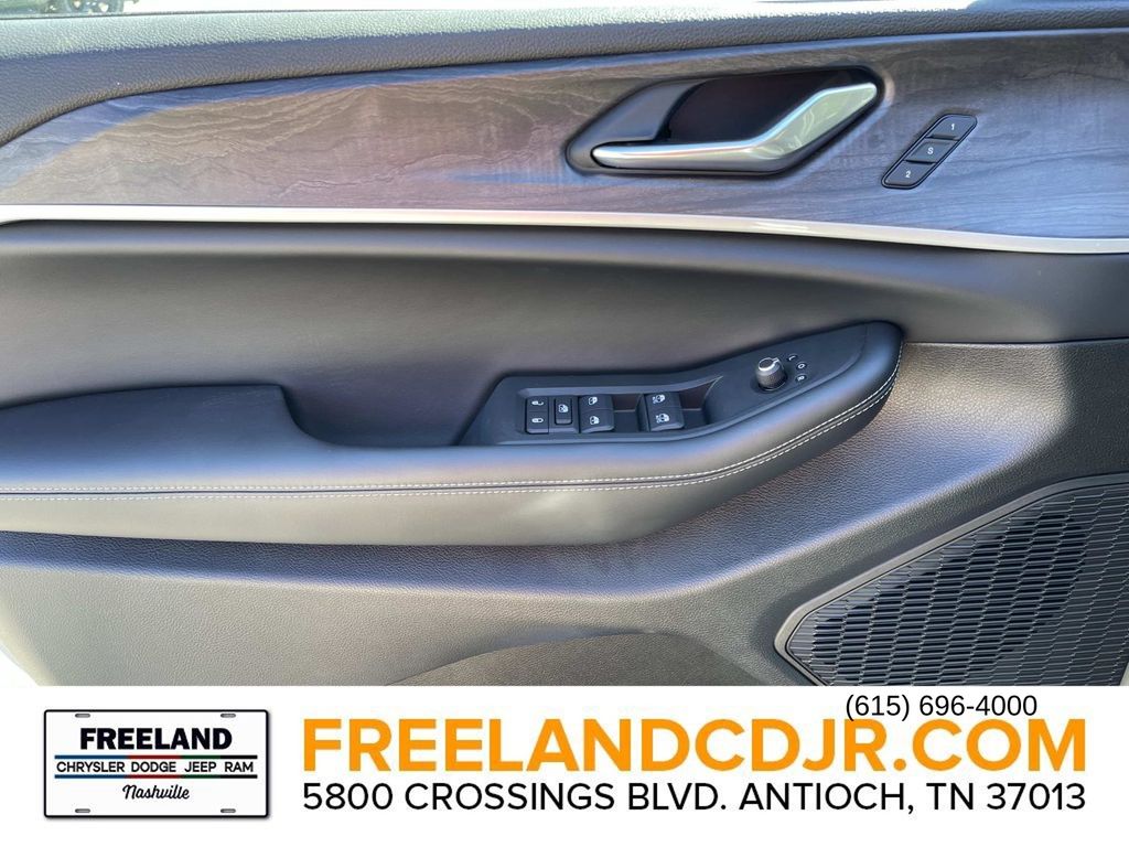 2025 Jeep Grand Cherokee L Limited - Photo 23