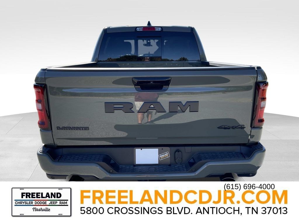 New 2026 Ram 1500 LARAMIE CREW CAB 4X4 5'7 BOX Pickup
