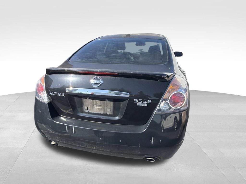 Used 2008 Nissan Altima 3.5 SE Sedan