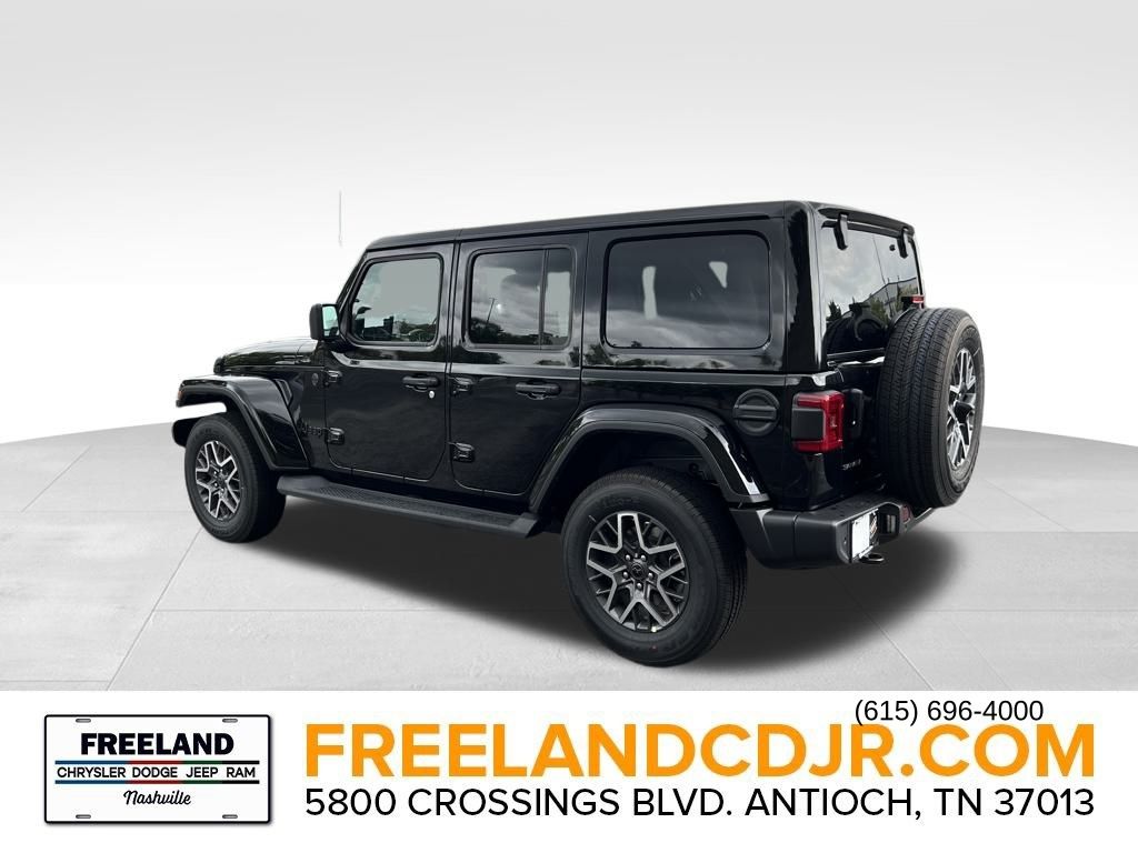 2025 Jeep Wrangler Sahara photo 4