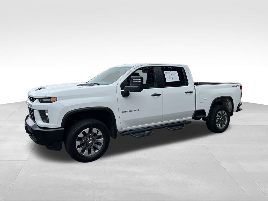 2023 Chevrolet Silverado 2500HD Custom photo 3