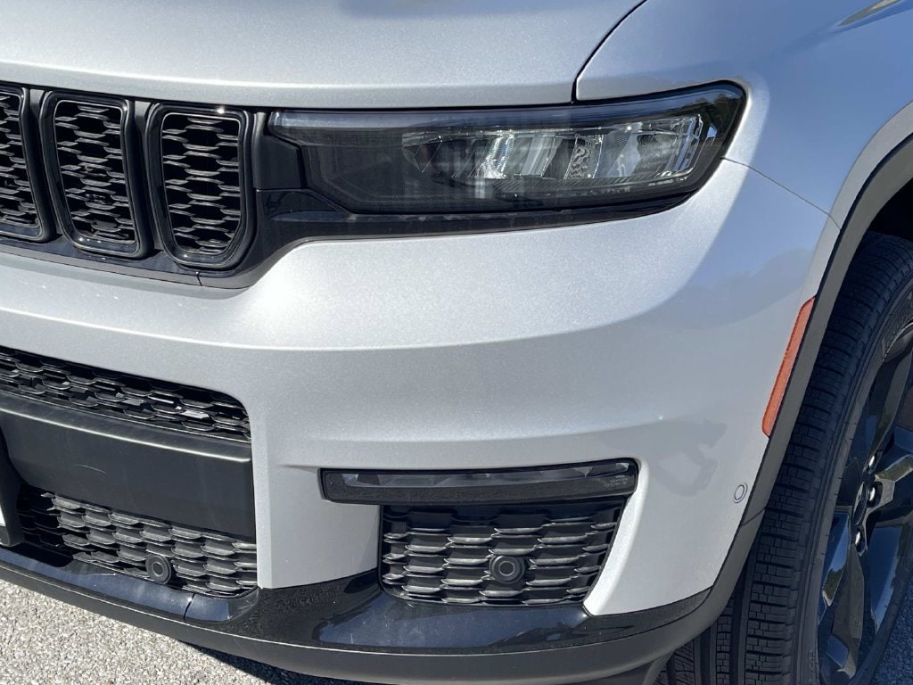 2025 Jeep Grand Cherokee L Limited - Photo 9