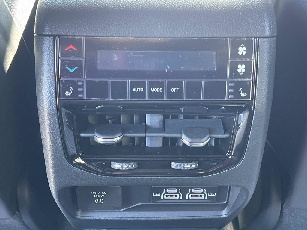 2025 Jeep Grand Cherokee L Limited - Photo 17