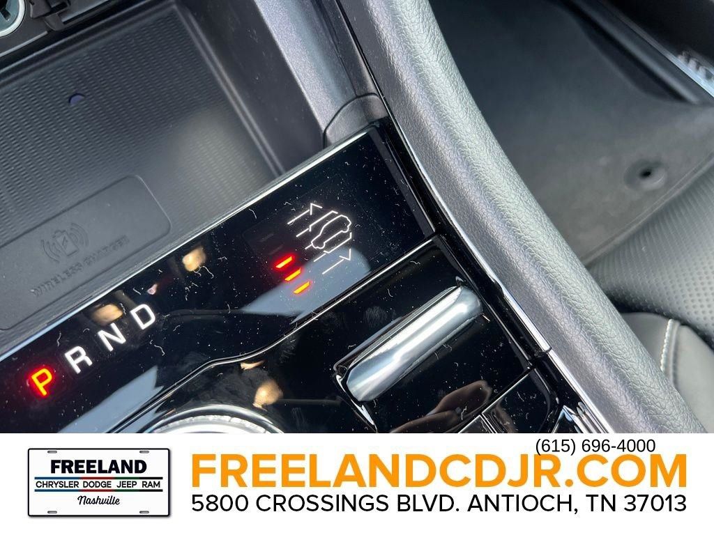 2025 Jeep Grand Cherokee L Overland - Photo 16