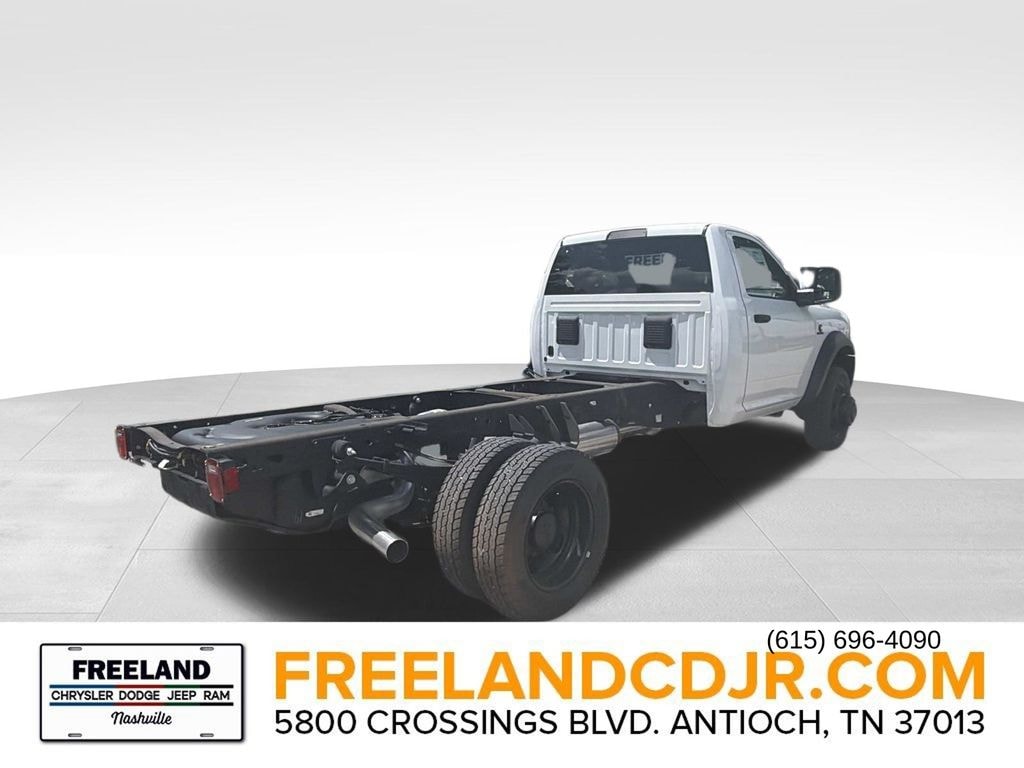 New 2025 Ram 5500 TRADESMAN CHASSIS REGULAR CAB 4X4 84' CA Pickup