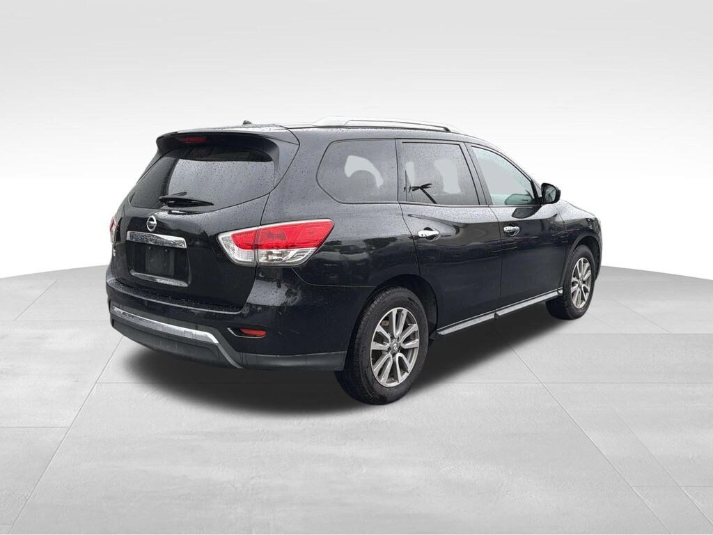 Used 2015 Nissan Pathfinder S SUV