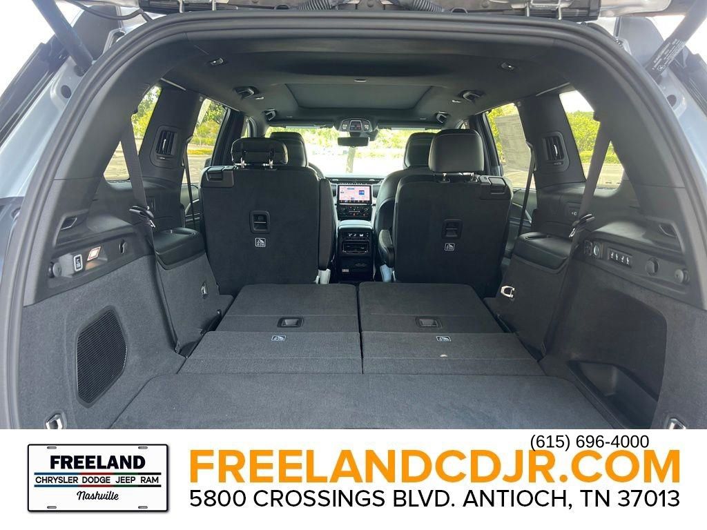 2025 Jeep Grand Cherokee L Overland - Photo 11
