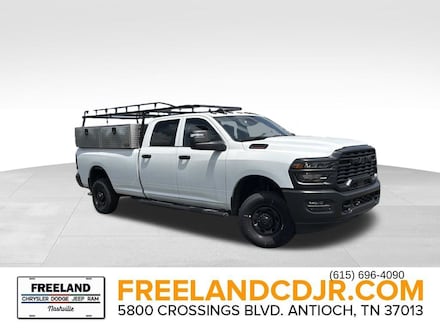 2026 Ram 2500 TRADESMAN CREW CAB 4X4 8' BOX Pickup
