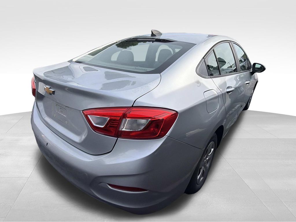 Used 2016 Chevrolet Cruze LS with VIN 1G1BB5SM8G7280776 for sale in Nashville, TN