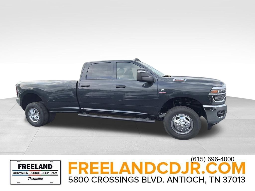 New 2026 Ram 3500 TRADESMAN CREW CAB 4X4 8' BOX Pickup