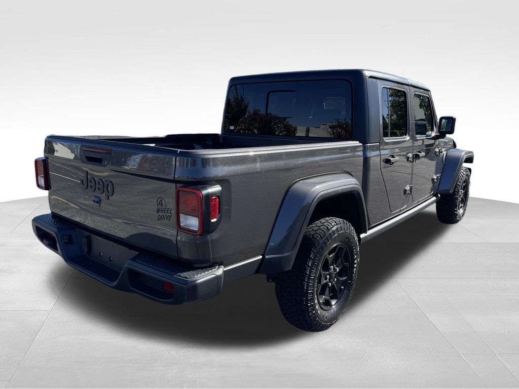 2021 Jeep Gladiator Willys photo 3