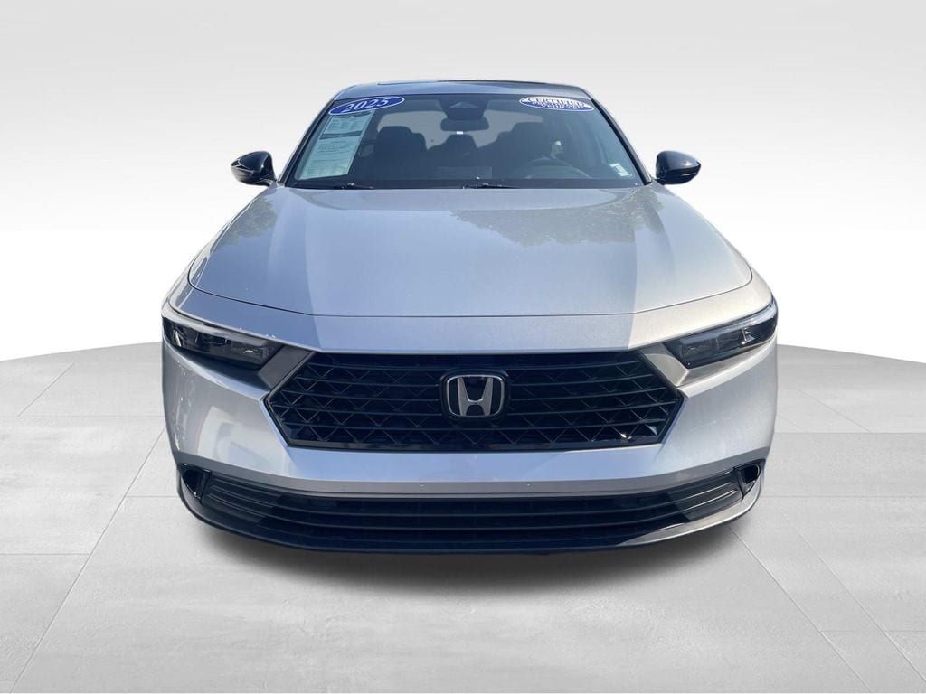 2025 Honda Accord SE - Photo 2