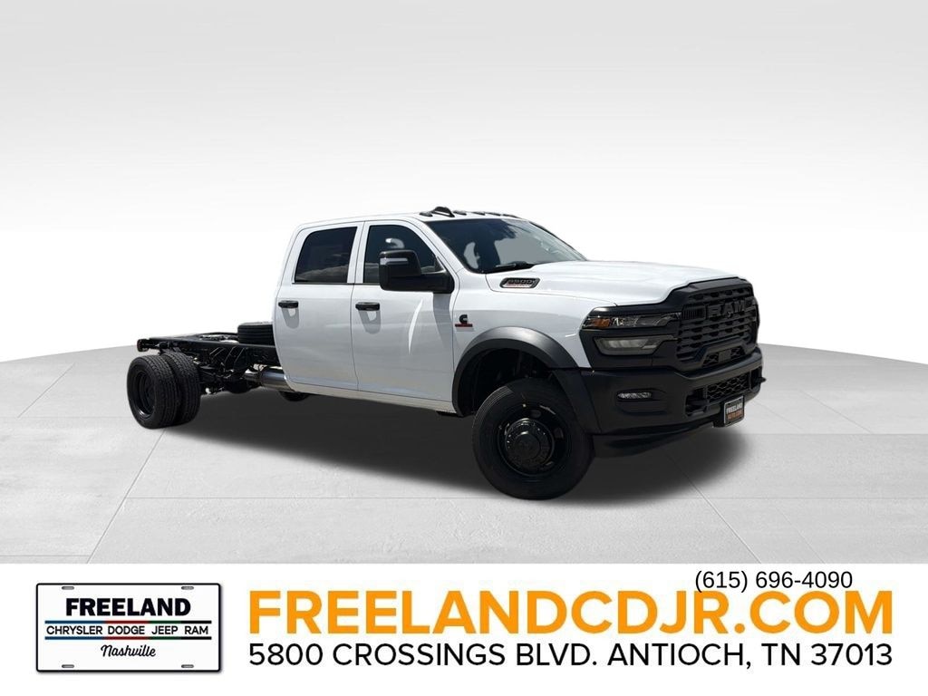 New 2026 Ram 5500 TRADESMAN CHASSIS CREW CAB 4X4 84' CA Pickup