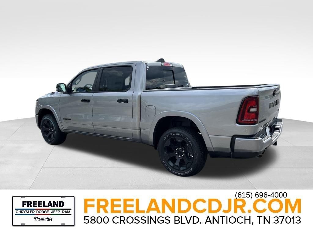 New 2025 Ram 1500 BIG HORN CREW CAB 4X4 5'7 BOX Pickup