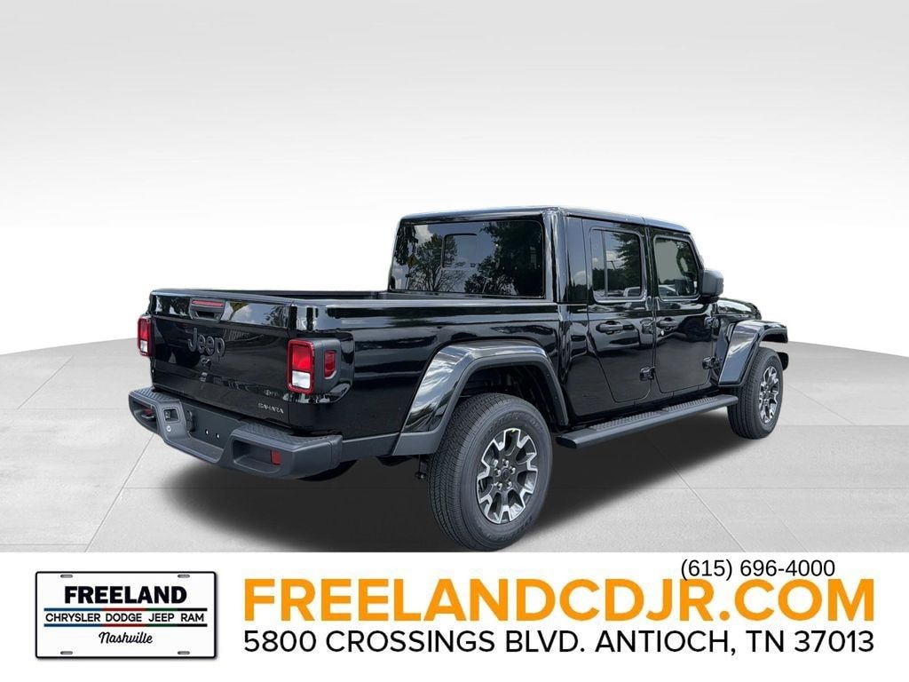 New 2026 Jeep Gladiator SAHARA 4X4 Pickup