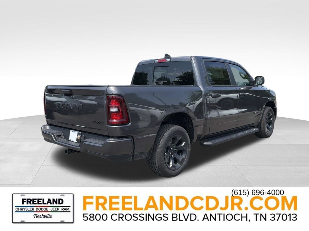 New 2026 Ram 1500 EXPRESS CREW CAB 4X4 5'7 BOX Pickup