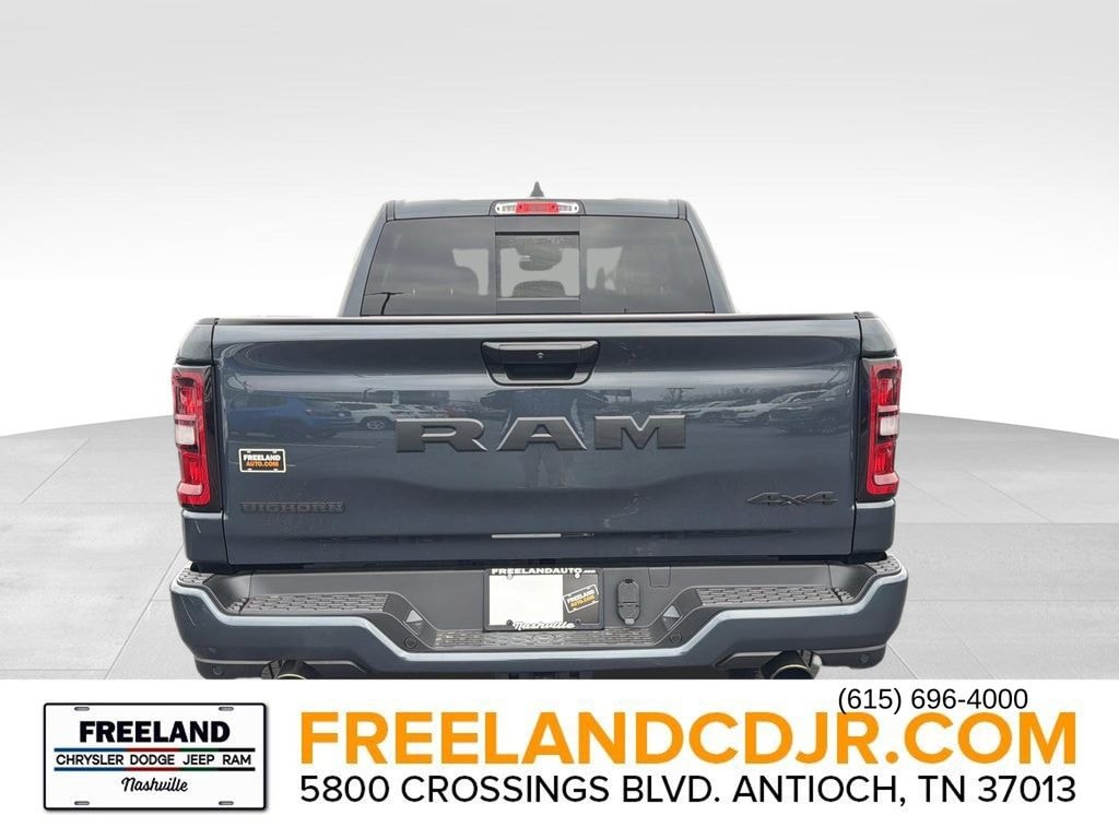 New 2026 Ram 1500 BIG HORN CREW CAB 4X4 5'7 BOX Pickup