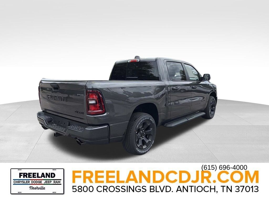 New 2026 Ram 1500 EXPRESS CREW CAB 4X4 5'7 BOX Pickup