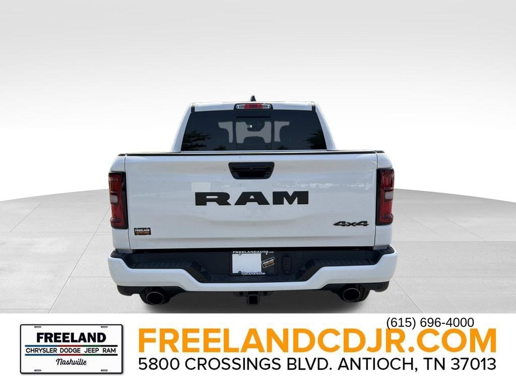 New 2026 Ram 1500 EXPRESS CREW CAB 4X4 5'7 BOX Pickup