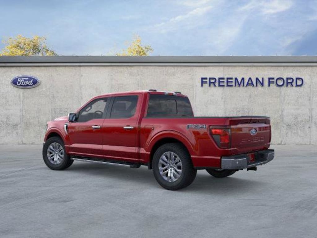 New 2025 Ford F-150 XLT XLT 4WD SuperCrew 5.5 Box