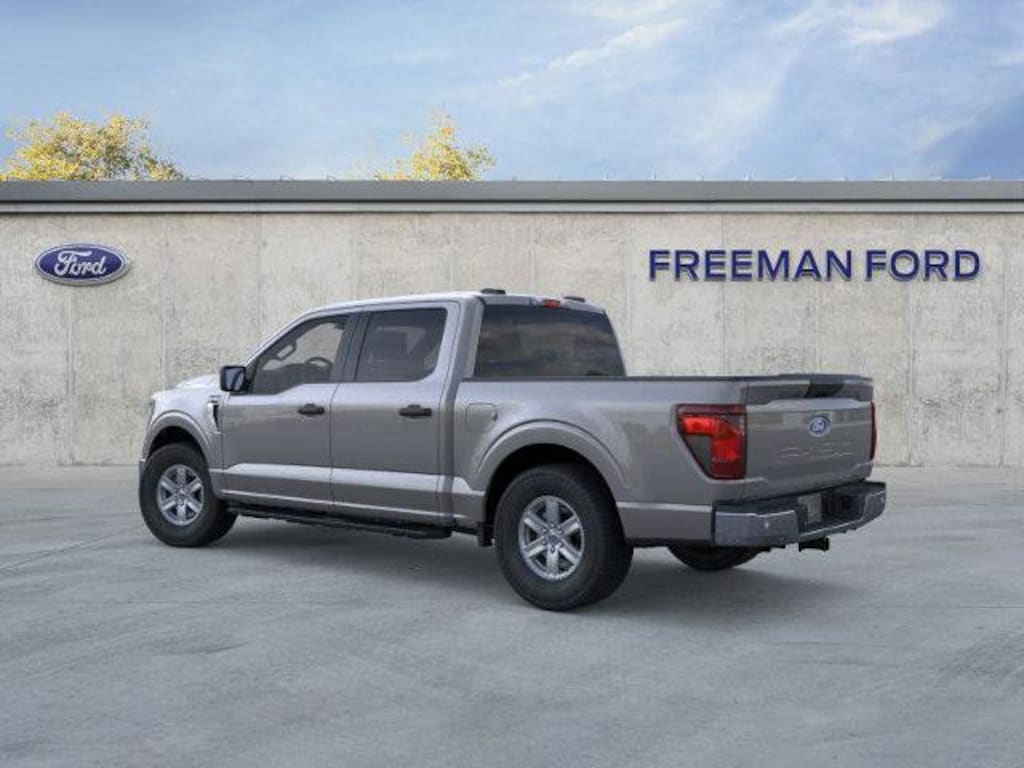 New 2025 Ford F-150 XLT XLT 2WD SuperCrew 5.5 Box