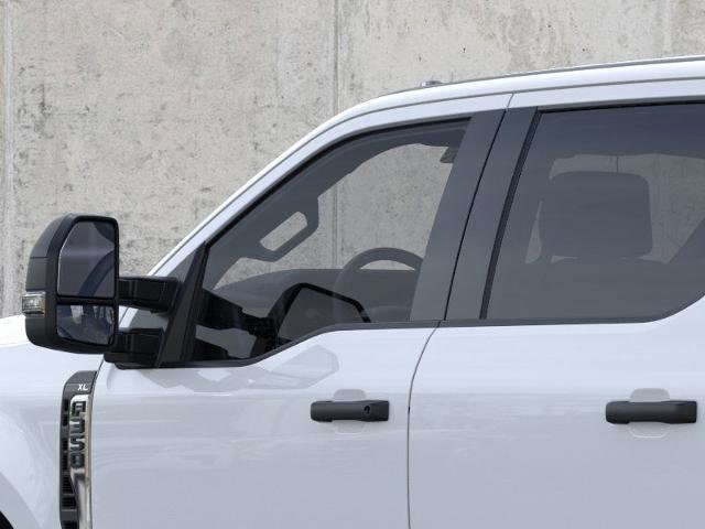 2026 Ford F-350 Super Duty Chassis Cab XL - Photo 20