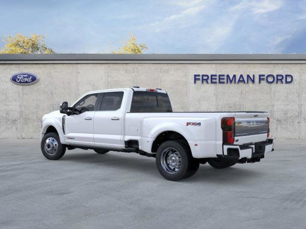 New 2026 Ford Super Duty F-450 DRW Platinum Platinum 4WD Crew Cab 8 Box