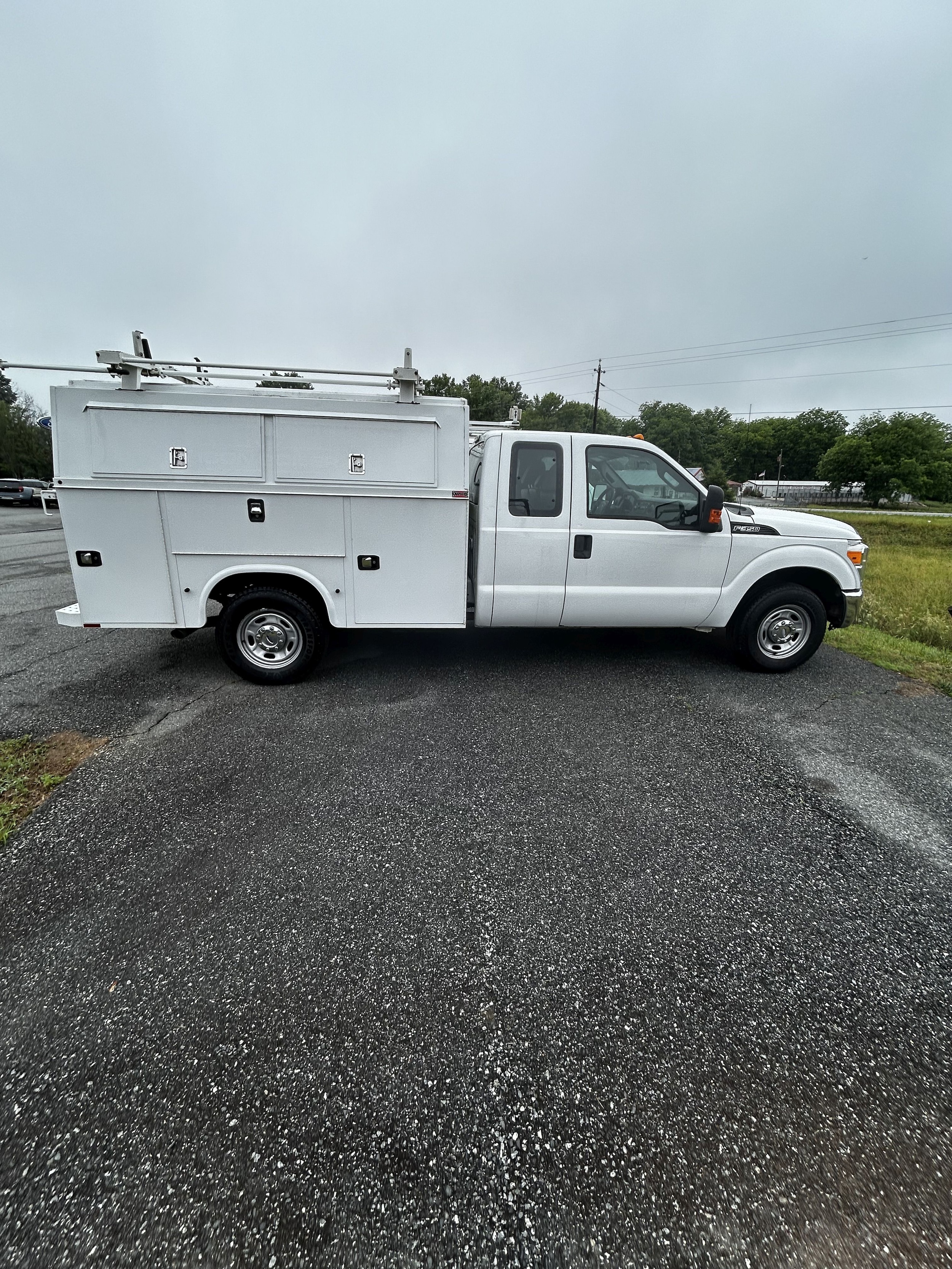 2015 Ford F-350 XL SuperCab 162-In SRW's photo