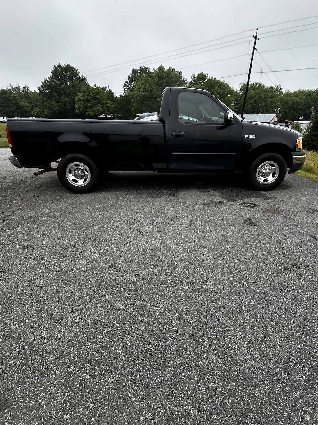 Used 2001 Ford F-150 XL Truck Regular Cab