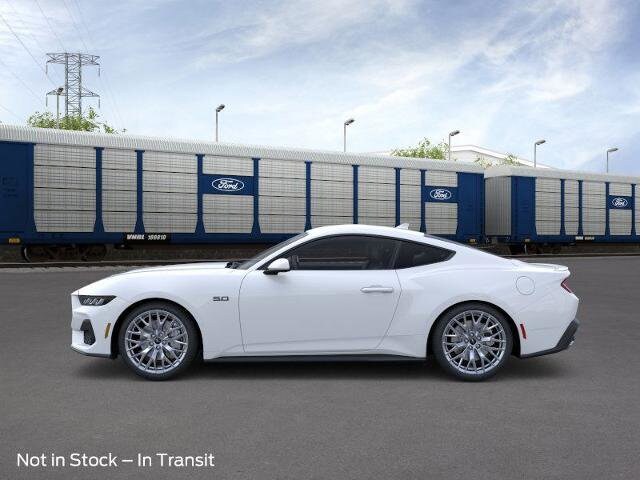 2025 Ford Mustang GT Premium photo 3