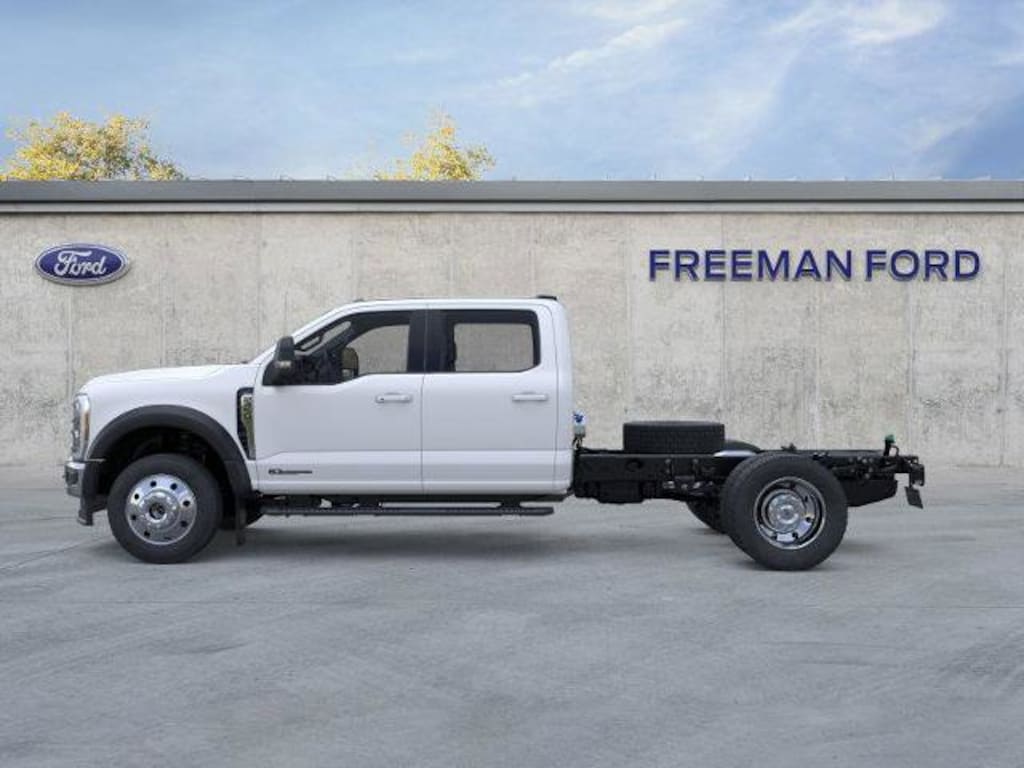 New 2026 Ford Super Duty F-450 DRW LARIAT