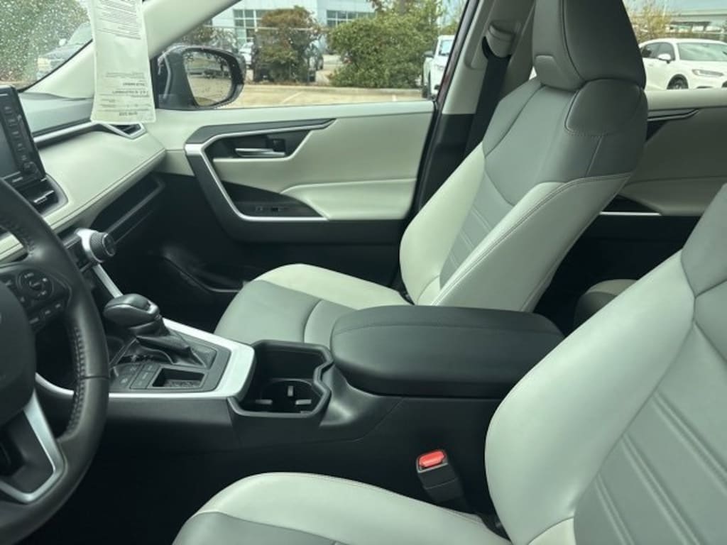 Used 2022 Toyota RAV4 XLE Premium SUV