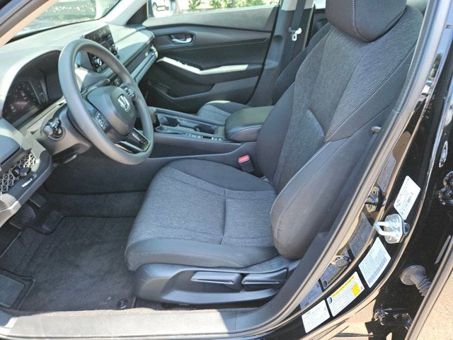 2025 Honda Accord LX - Photo 15