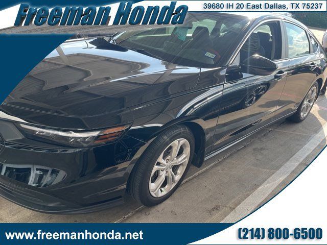 2025 Honda Accord 1.5T LX CVT's photo