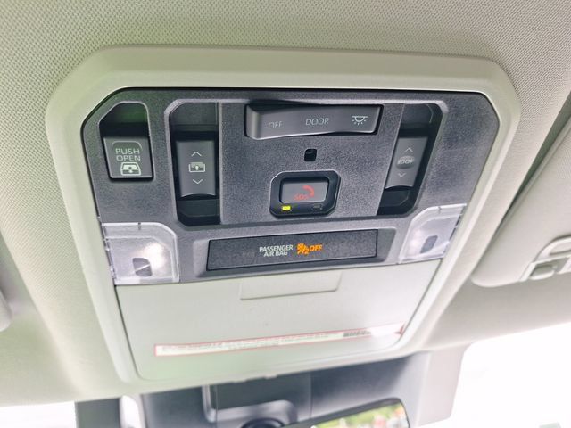 2024 Toyota Tundra Limited - Photo 30